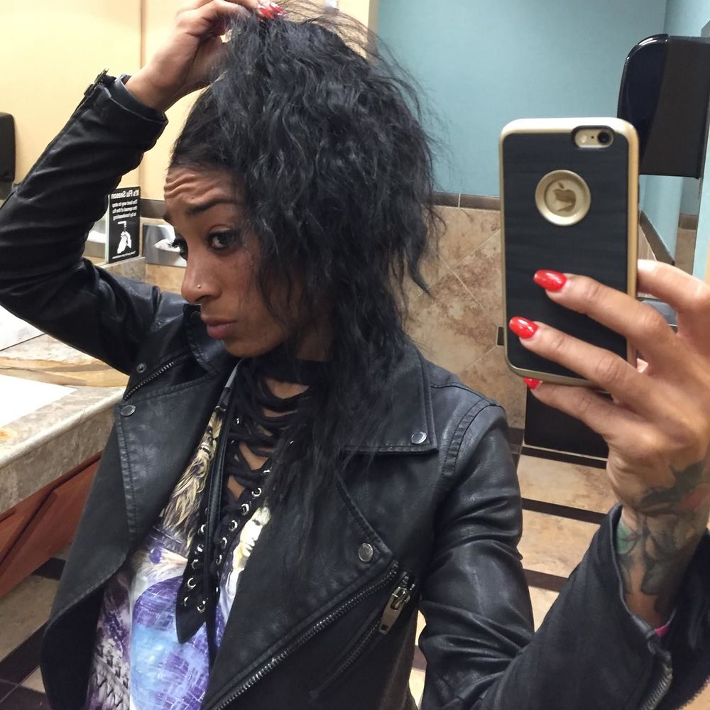 Meet your Posher, Donta